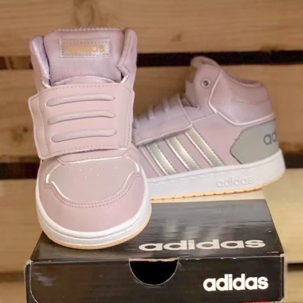 Sold - NIB Adidas Hoops Toddler Size 10